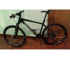 Por moto - 1/1