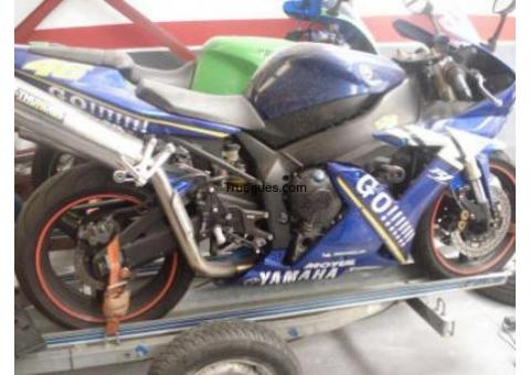 R1 yamaha por yamaha tmax