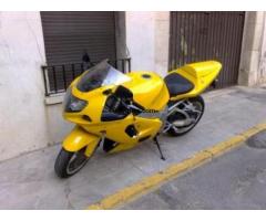 Suzuki gsxr 750 por... ¿qué mes das