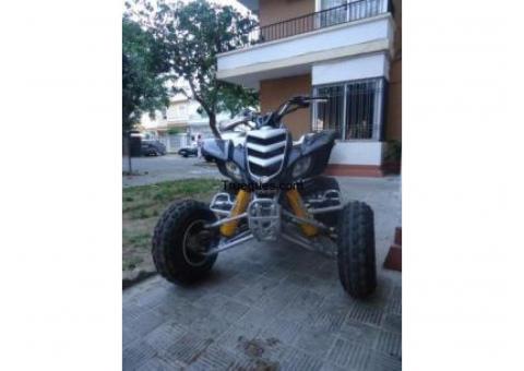 Yamaha raptor 660