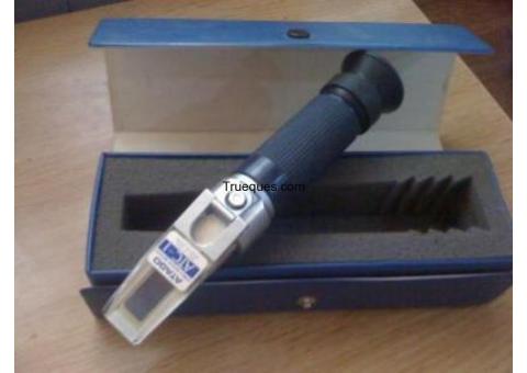 Hand refractometer