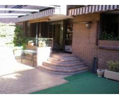 Excelente bajo de 130 m2 + terraza 60 m2, calle francia - 1/1