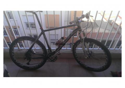 Bicicleta de montaña por estudio cualquier oferta