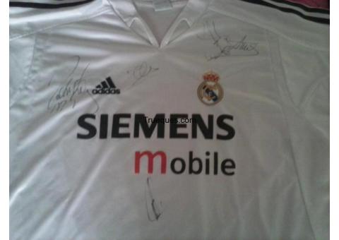 Camiseta real madrid firmada por algo que me interese