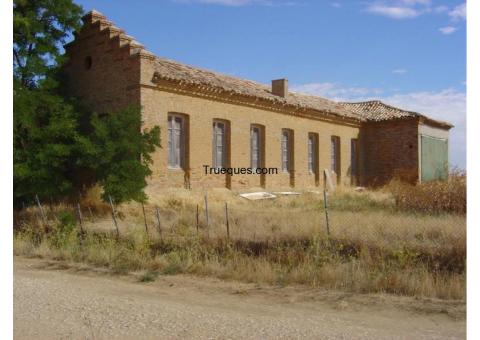 Casa can terreno por acepto propuestas de