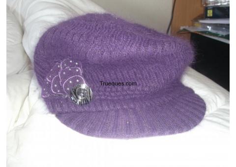 Gorro morado por por lo que ofrezcas