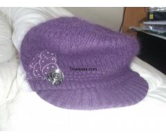 Gorro morado por por lo que ofrezcas