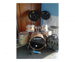 Bateria yamaha custom profecional por por un coche