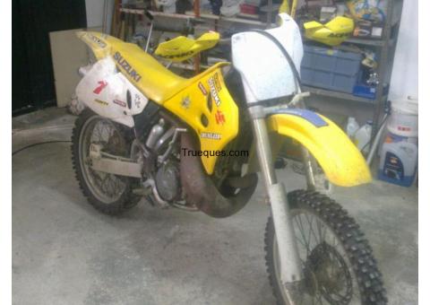 Suzuki rm250 escape competicion por embarcacion