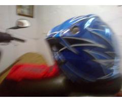 Casco y guantes por pecera o algo qe me interese - 1/1