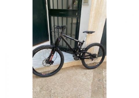 Bicicleta commencal