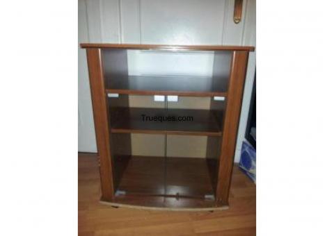 Minibar móvil de madera de nogal