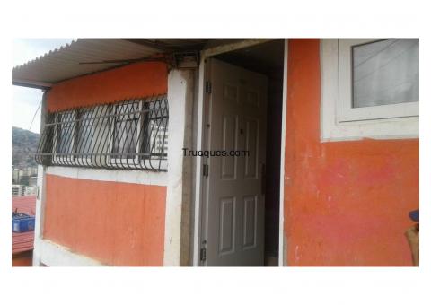 Venta de casa 2000bs fuertes