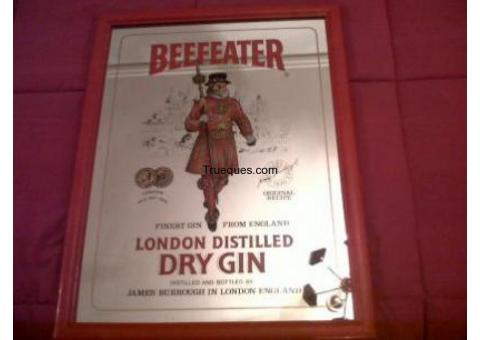 Beefeater- cuadro espejo.