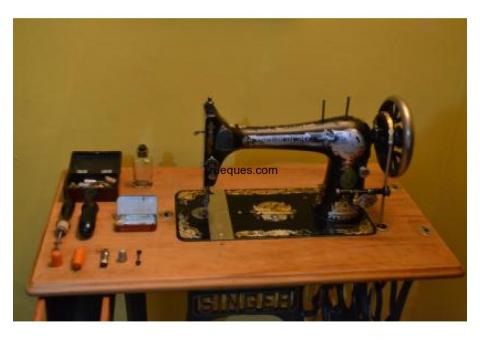 Máquina de coser singer sphynx año 1898 restaurada.