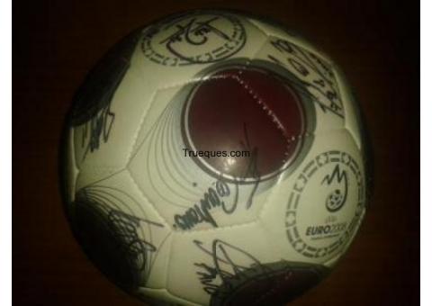 Se hace trueque de balon firmado por toda la plantilla del real zaragoza temporada 08/09