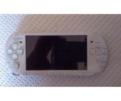 Cambio psp 3000 + tarjeta de memoria sony 8gb