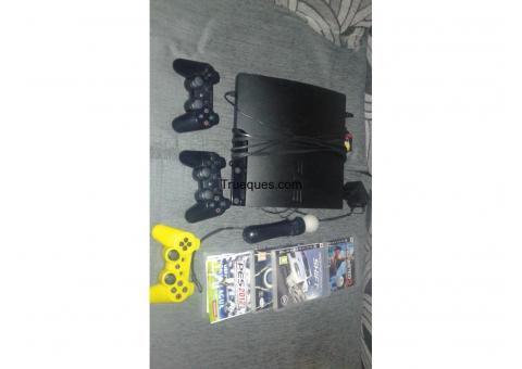 Consola ps3,con 3 mandos originales y mando de baile,4 juegos