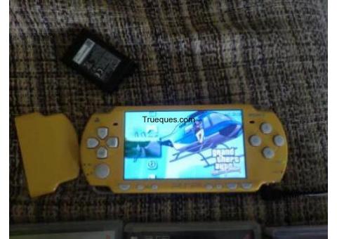 Psp del 2004+ 5 juegos +estuche