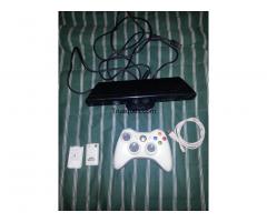 Se vende se cambia control xbox +kinect - 1/1