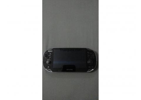 Vendo o cambio un ps vita con full combo buenon