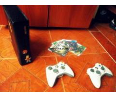 Xbox 360 slim - 1/1