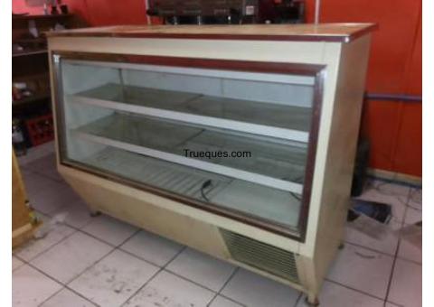 Meson vitrina refrigerda