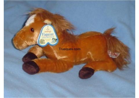 Caballo de peluche