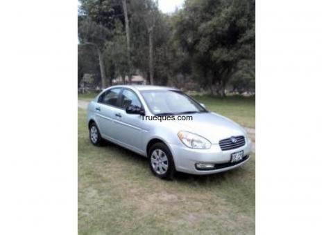 Auto hyundai accent 2010 por terreno